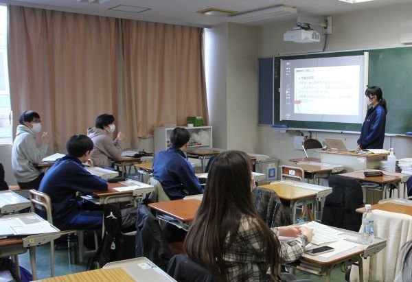 080309 高１探究発表 (497).JPG